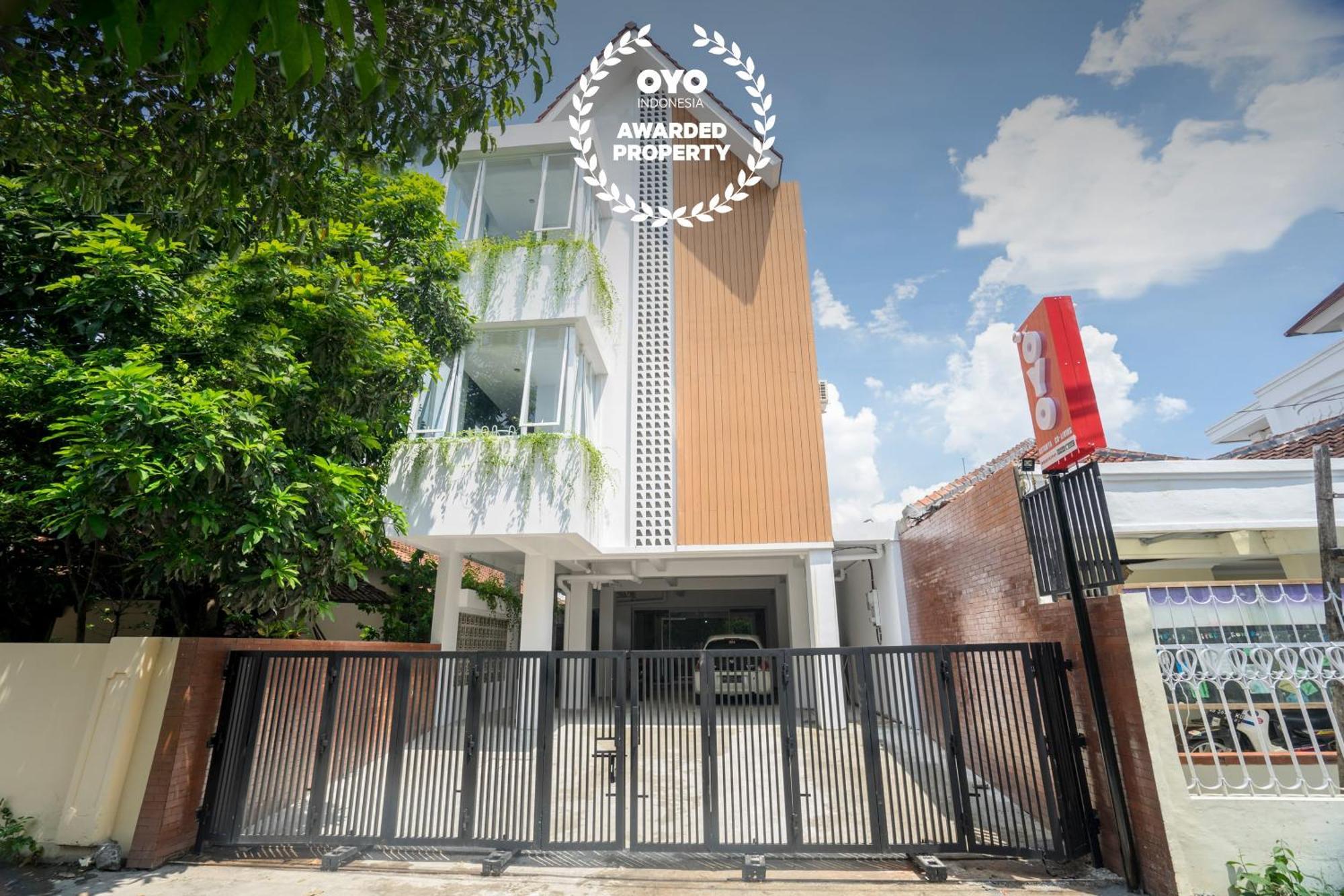 Super Oyo Collection O 2627 Ratamya Co-Living Hotel Yogyakarta Eksteriør billede